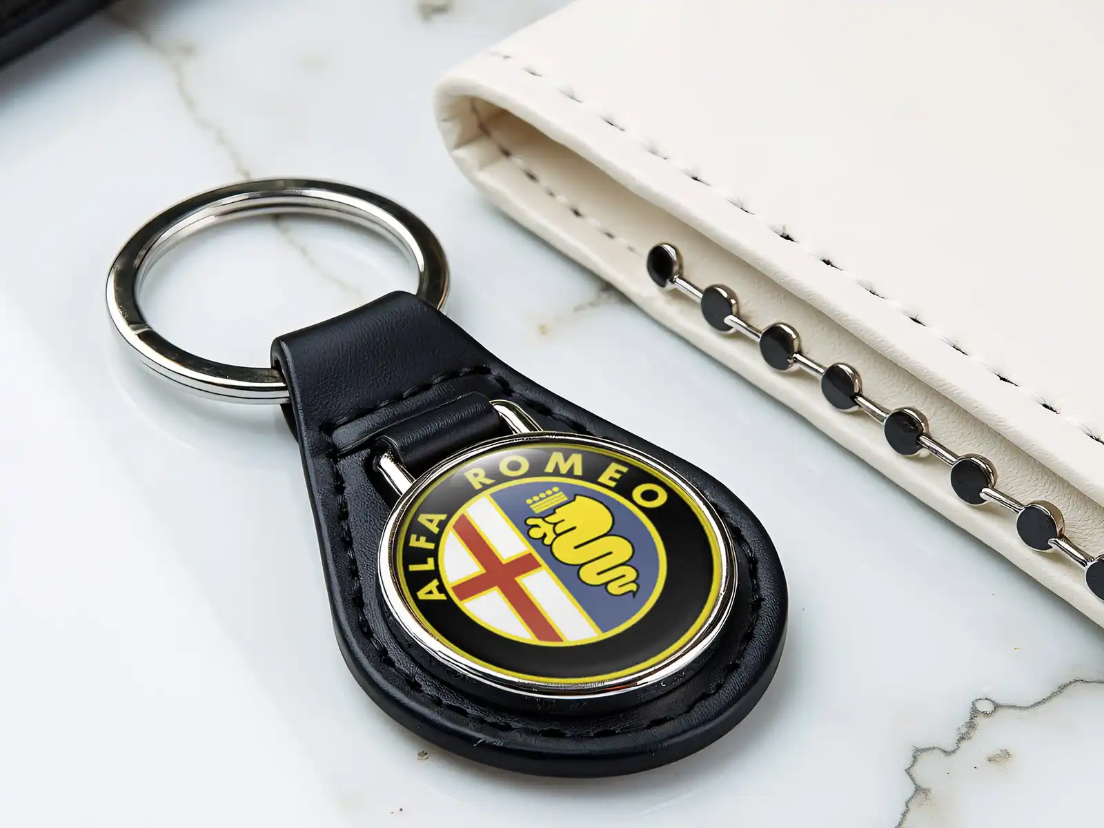 Alfa Romeo Porte-clé Cuir Perso Force Haut Max